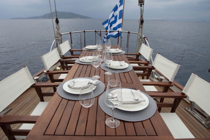 aft deck dining