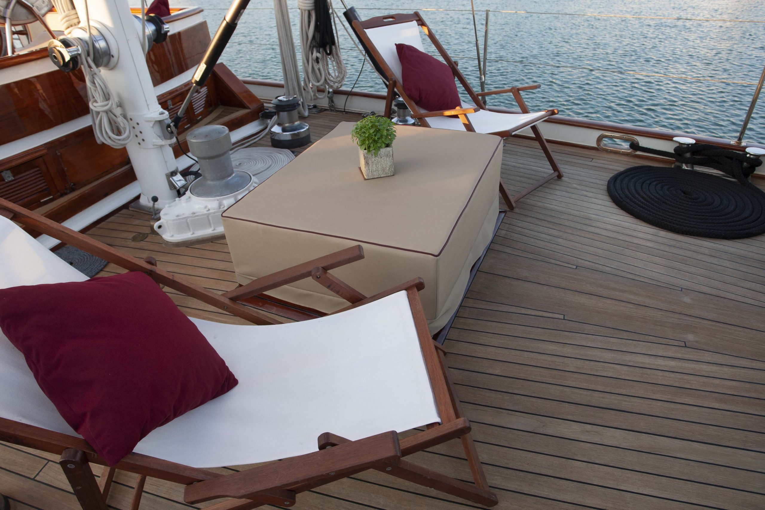 LAMADINE sailing yacht deck