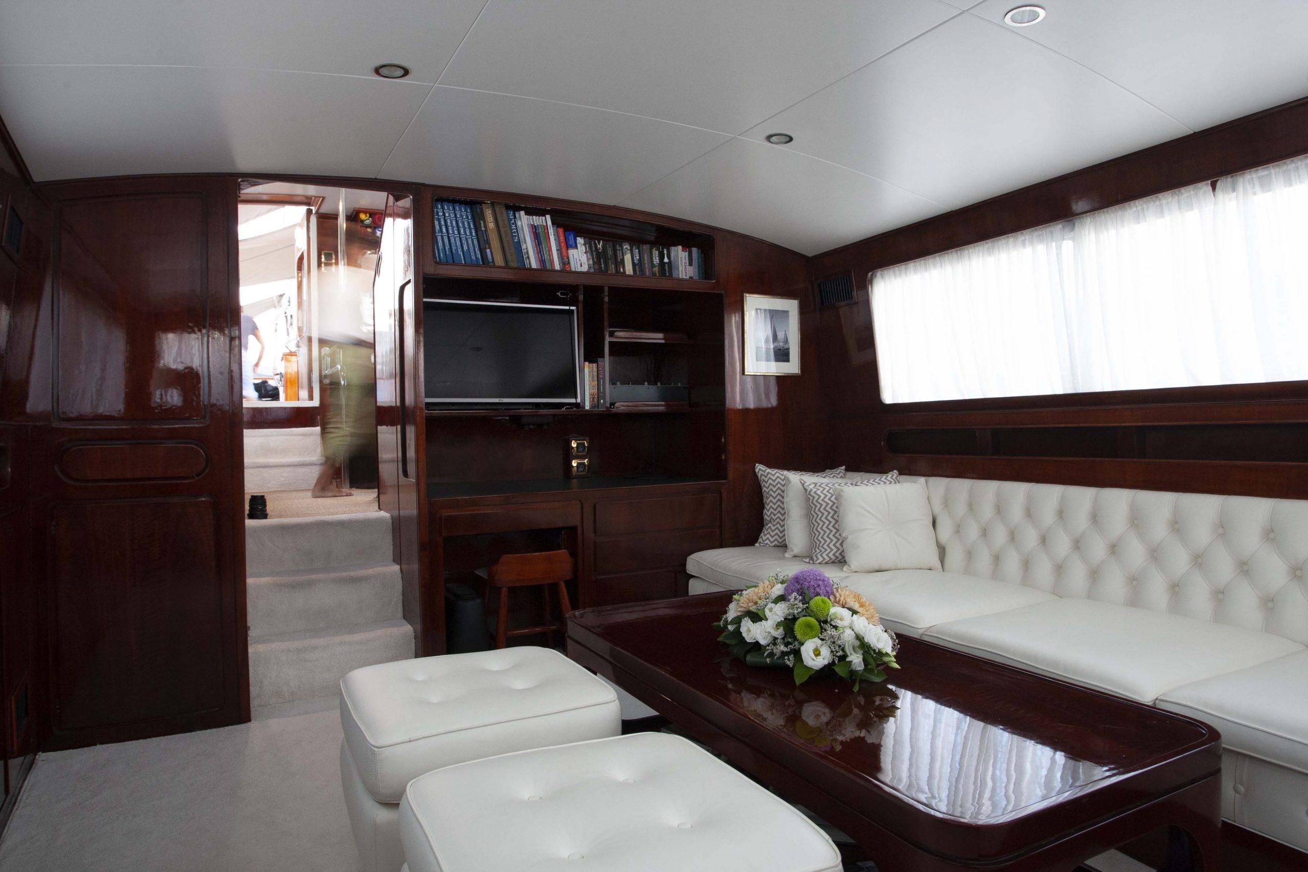 LAMADINE sailing yacht main salon