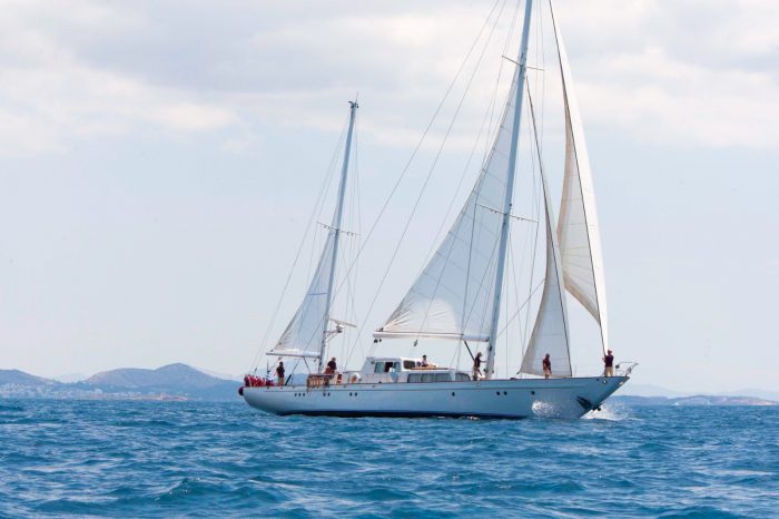 LAMADINE sailing yacht