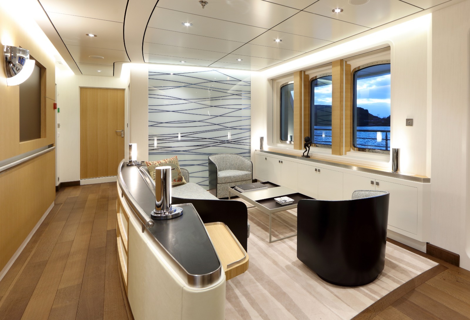 Yersin yacht for charter salon main deck